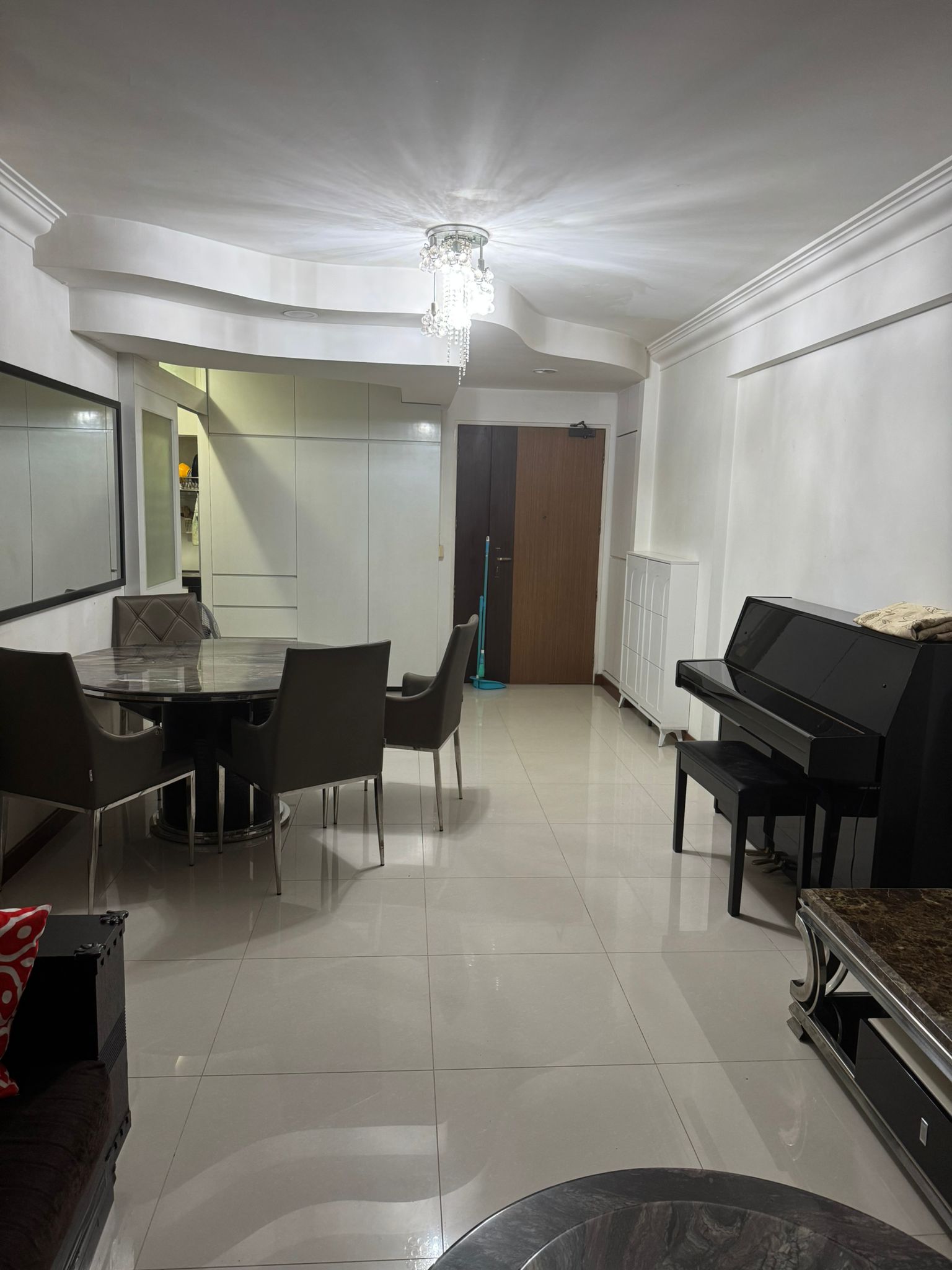 3 Mins Walk to Buangkok MRT 4 Room HDB For Rent, S$ 3,700 (看屋后出价) /月, 1,000 sqft, 组屋 - 4 A