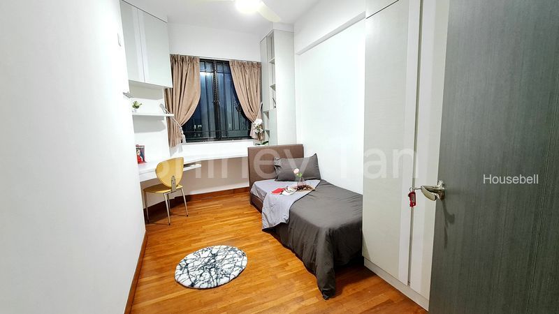 Simei Green Condominium, S$ 1,500 /mo, 130 sqft, Condos - Condominium