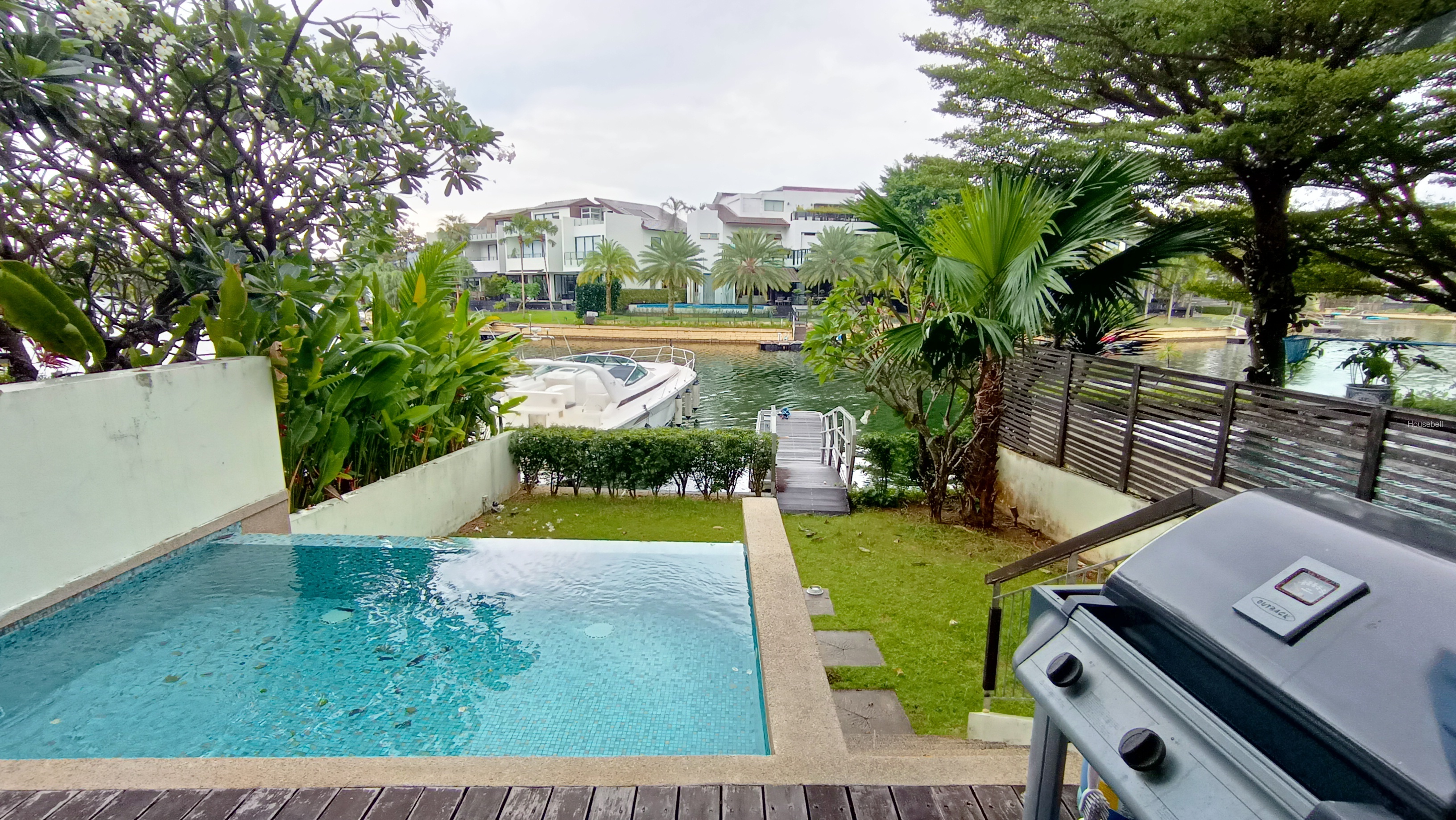 The Berthside, S$ 8,000,000 (可协商价格), 4,000 sqft, 有地 - Terraced House