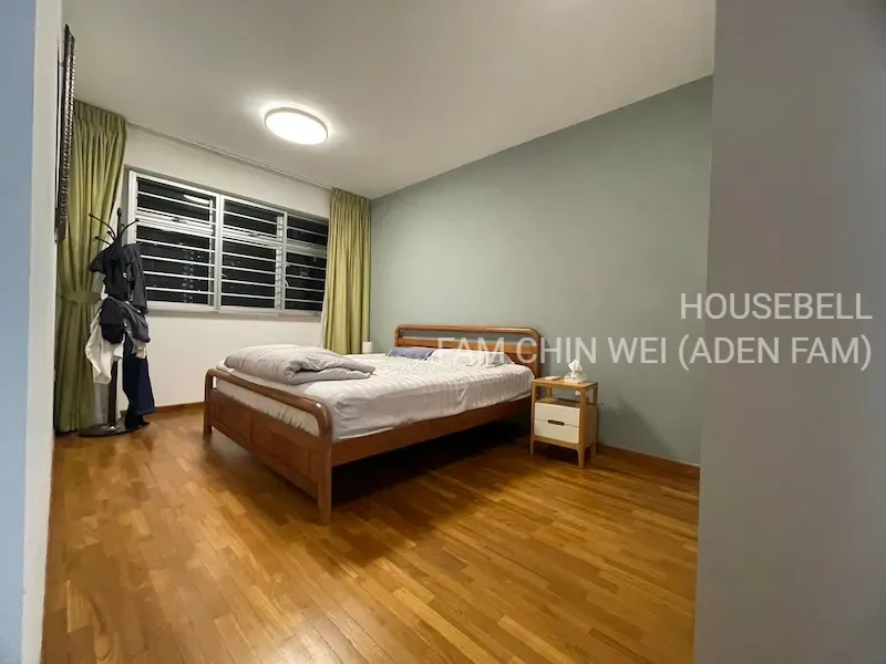 Nicely renovated, Seaview, no afternoon sun, S$ 1,100,000 (看屋后出价), 1,216 sqft, 组屋 - 5 Premium