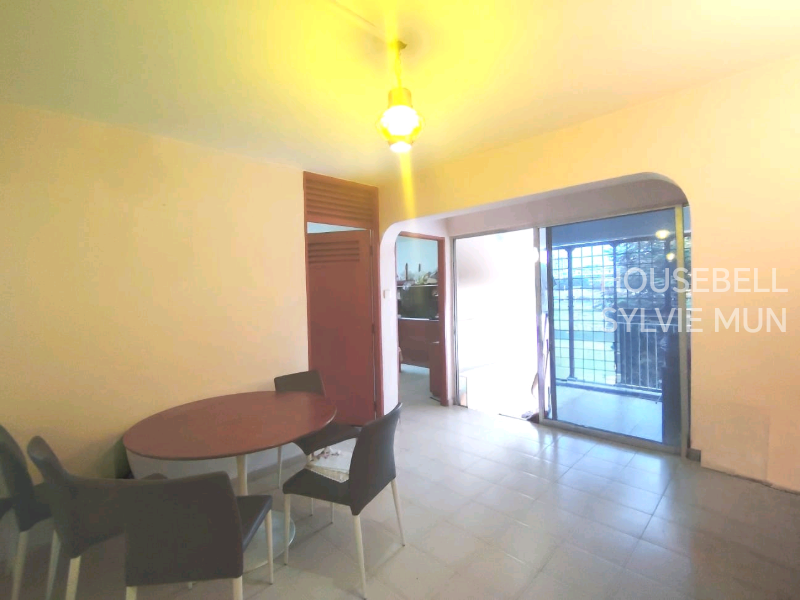 219A Jurong East Street 21, S$ 660,000 (可协商价格), 1,270 sqft, 组屋 - Unknown