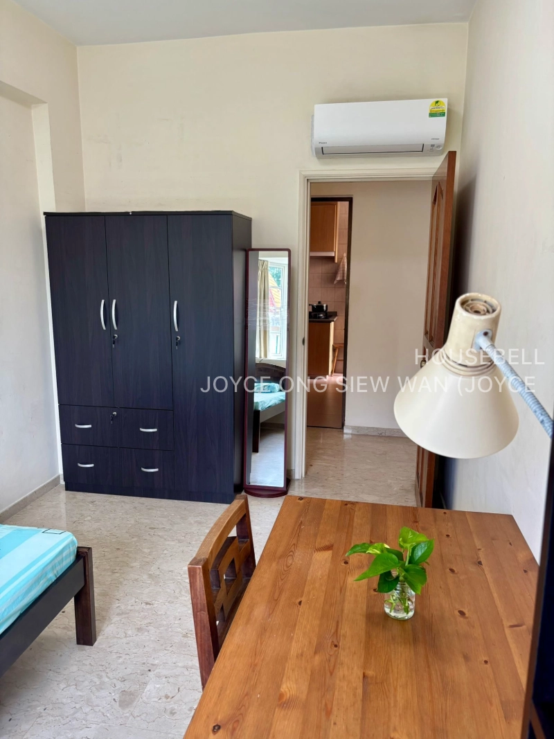BEDROOM FOR RENT at ENG KONG CRESCENT., S$ 1,300 (Negotiable) /mo, 100 sqft, Condos - Apartment
