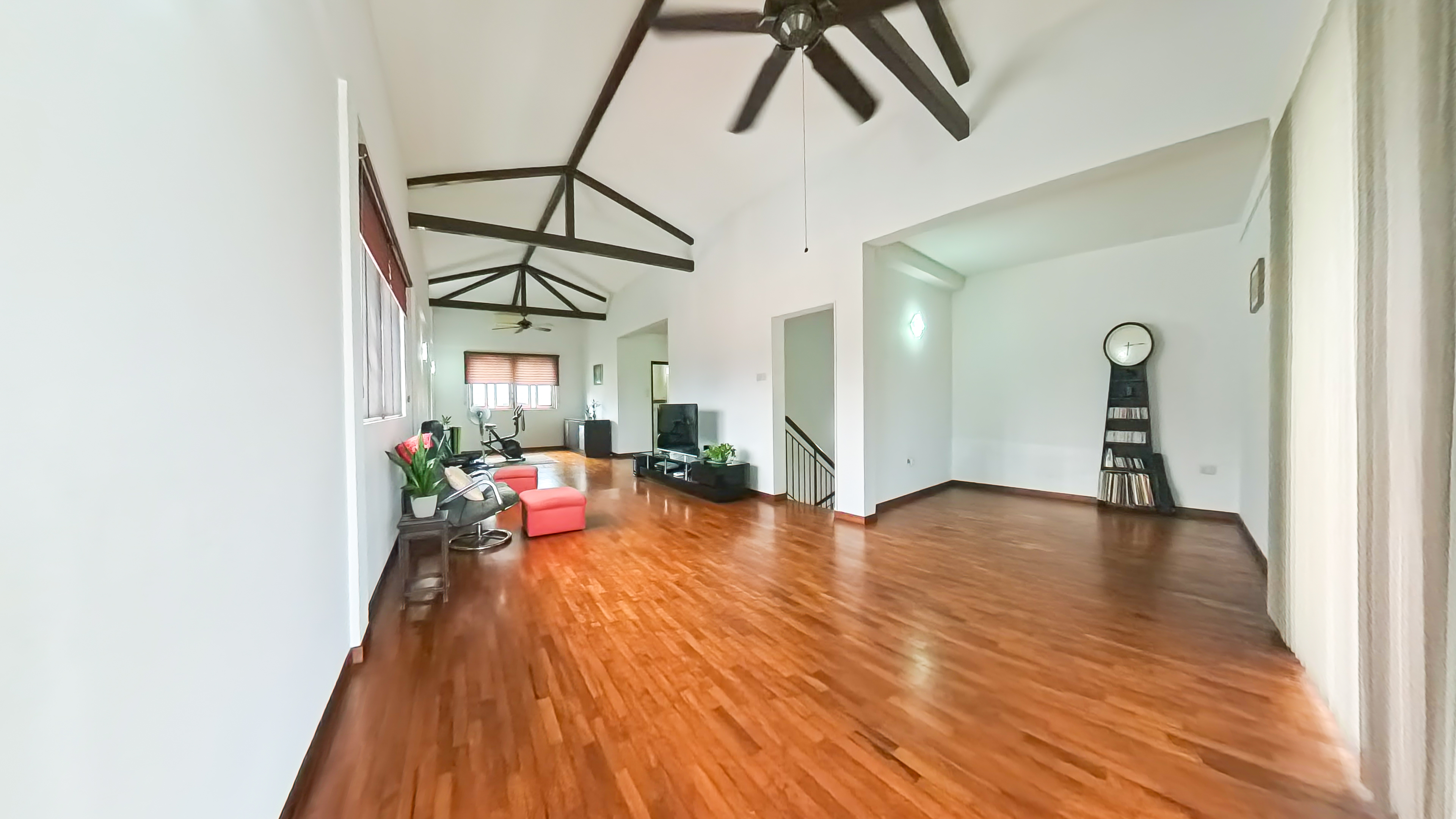 Exclusive Semi Detached For Sale, Good Condition, Quiet and Tranquil Neighbourhood, S$ 6,200,000 (可协商价格), 2,800 sqft, 有地 - Semi-Detached House
