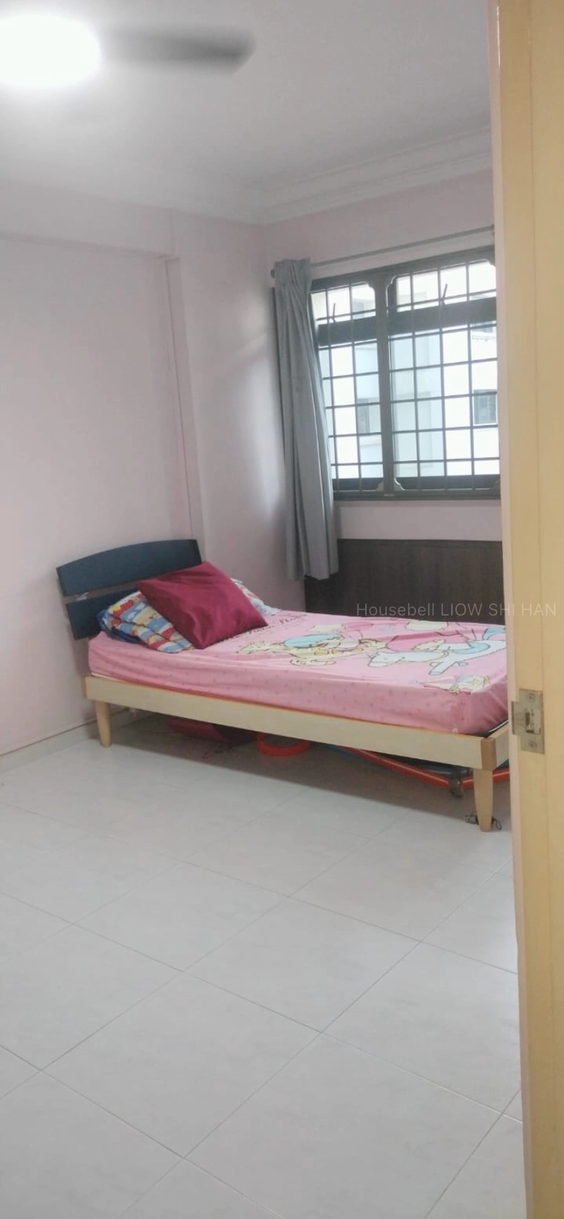 close to station and amenities, S$ 800 /mo, 100 sqft, HDB - 5 I