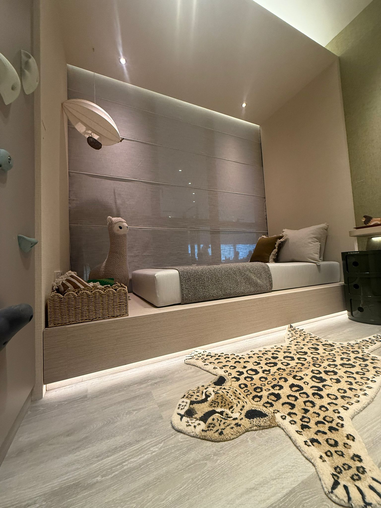 Canberra Crescent Residences, S$ 2,575,000 (Price on Enquiry), 1,324 sqft, Condos - Condominium