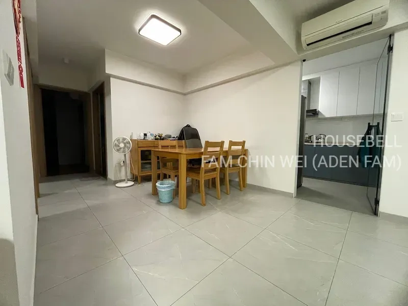 Nicely renovated, Seaview, no afternoon sun, S$ 1,100,000 (看屋后出价), 1,216 sqft, 组屋 - 5 Premium