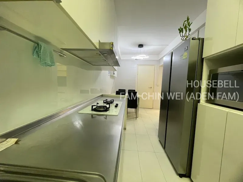 Nicely renovated unit, 5mins walk to Sengkang MRT, S$ 630,000 (看屋后出价), 969 sqft, 组屋 - 4 A
