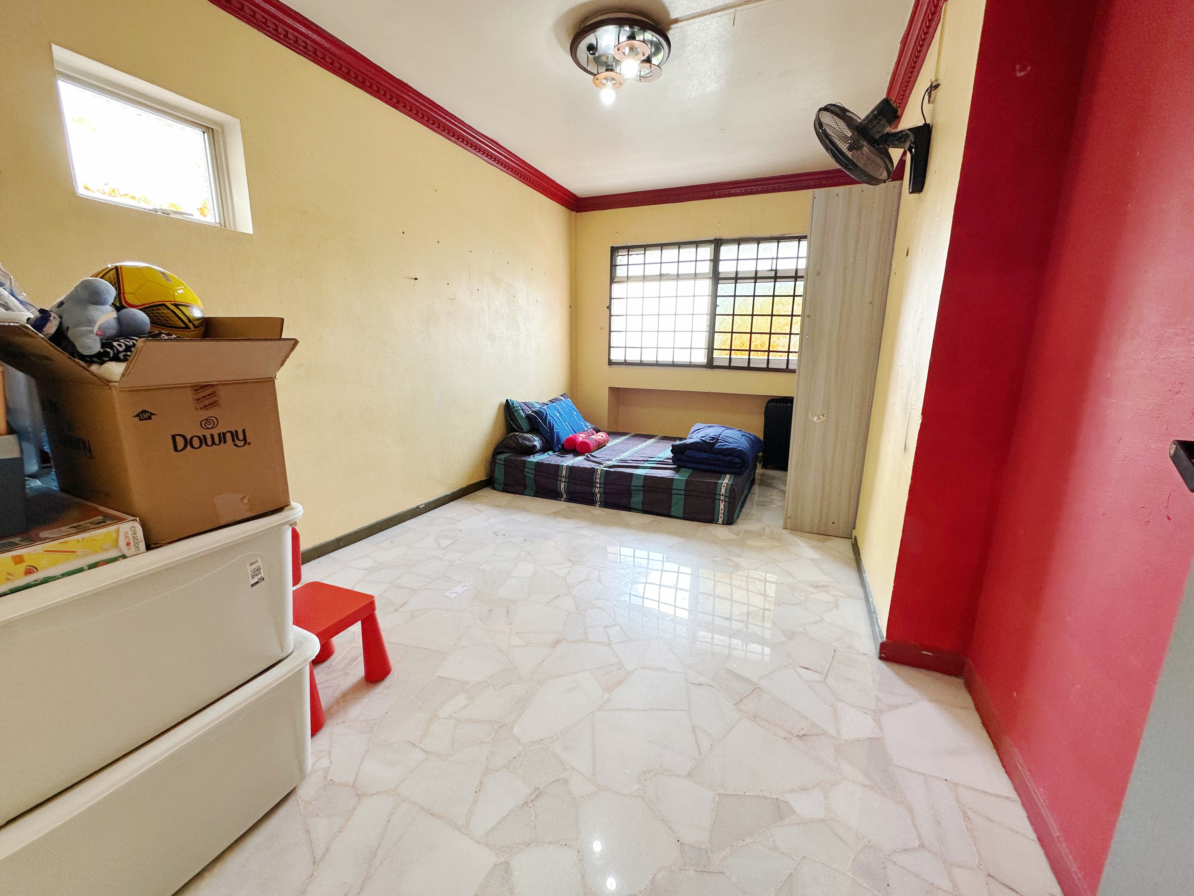 5i For Sale, S$ 780,000 (Negotiable), 1,345 sqft, HDB - 5 I