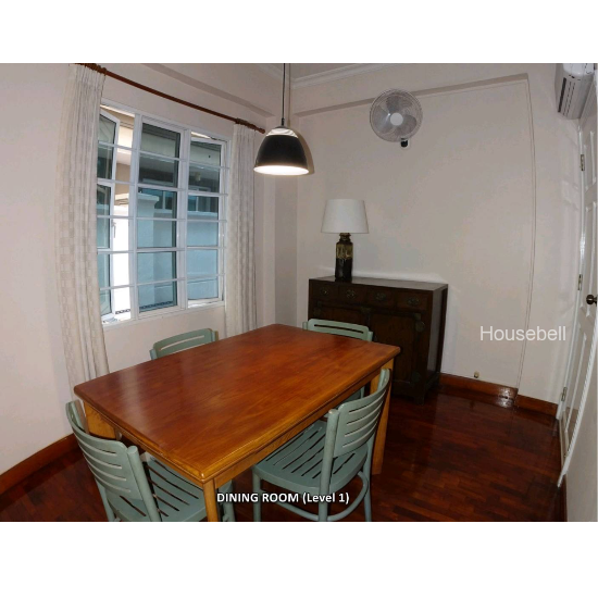 Burgundy Hill, S$ 3,200,000 (看屋后出价), 3,165 sqft, 有地 - Semi-Detached House