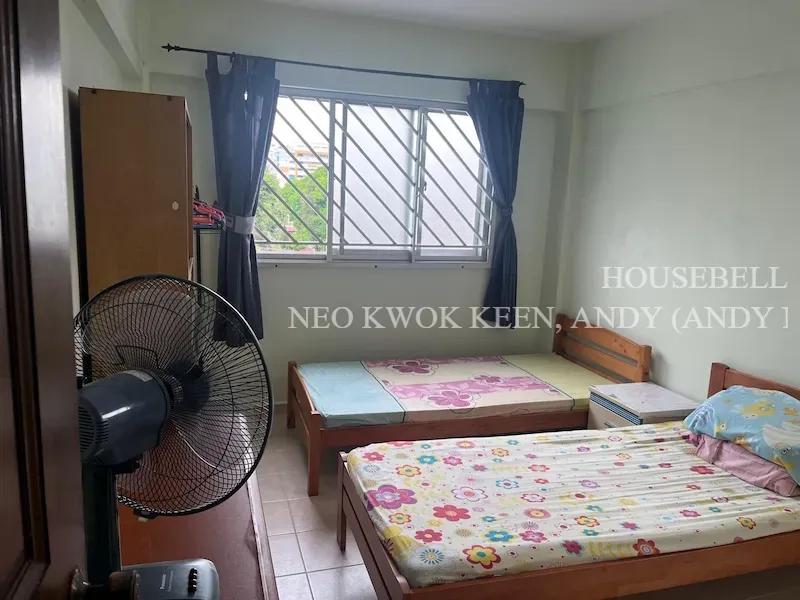 638 Yishun Street 61, Common bedroom for rent, close to amenities with Good, S$ 800 (可协商价格) /月, 155 sqft, 组屋 - 4 A