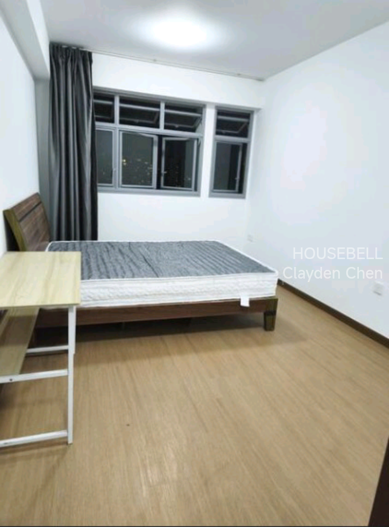 Student accommodation, S$ 1,700 /mo, 1,300 sqft, Landed - Corner Terrace