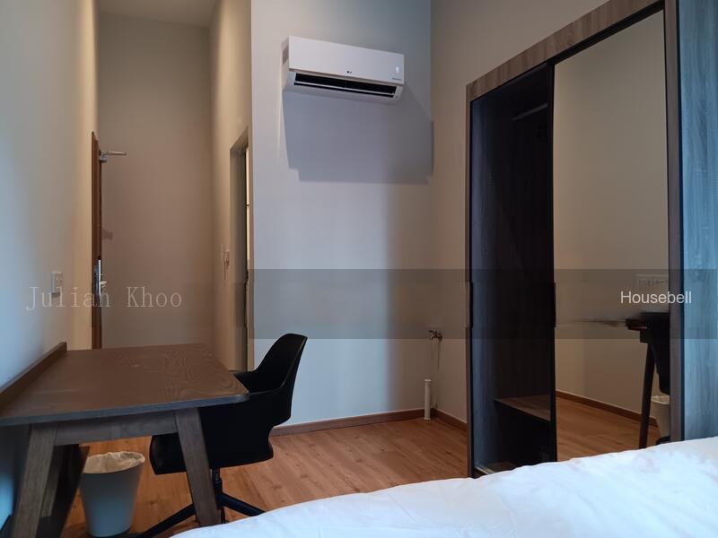No Owner! Newly Renovated Master Room, Near Boon Keng MRT, S$ 2,000 /mo, 287 sqft, Condos - Apartment