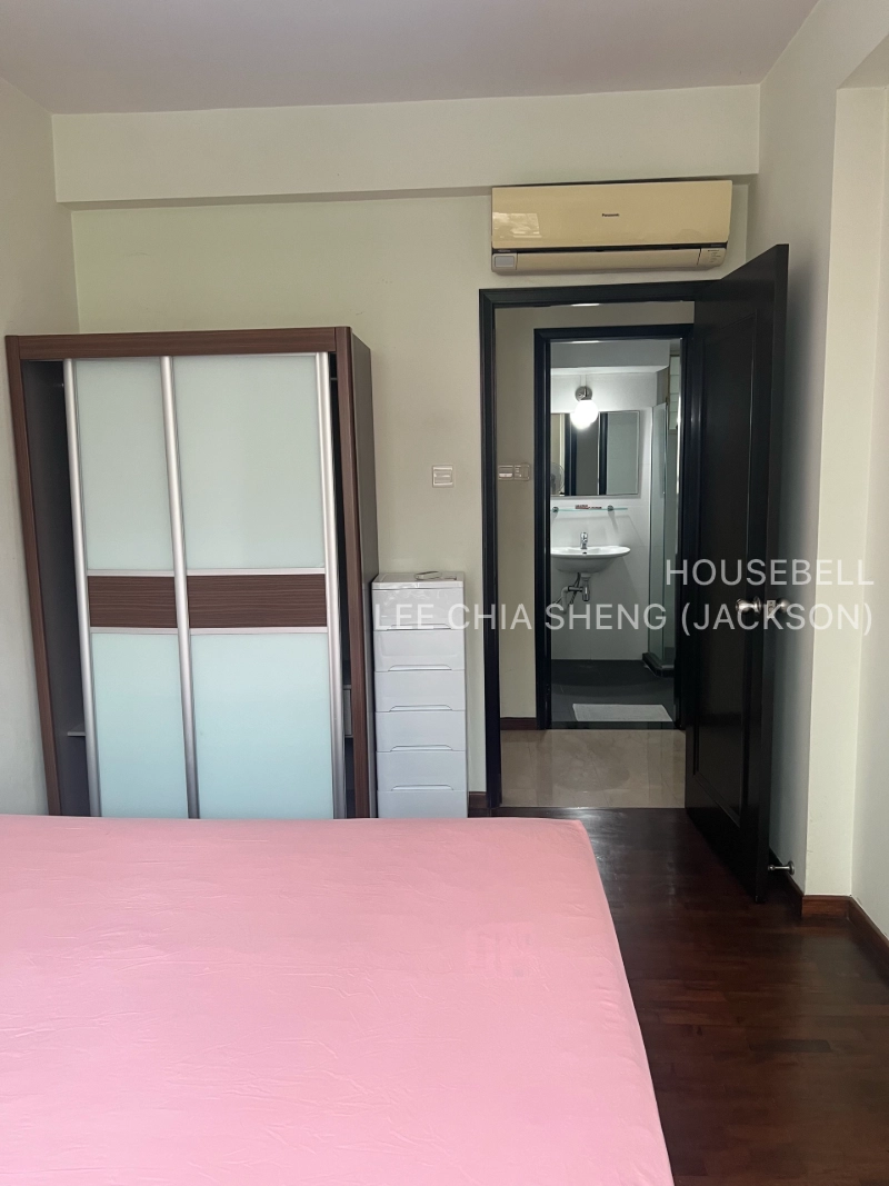 Yishun Emerald(2)
