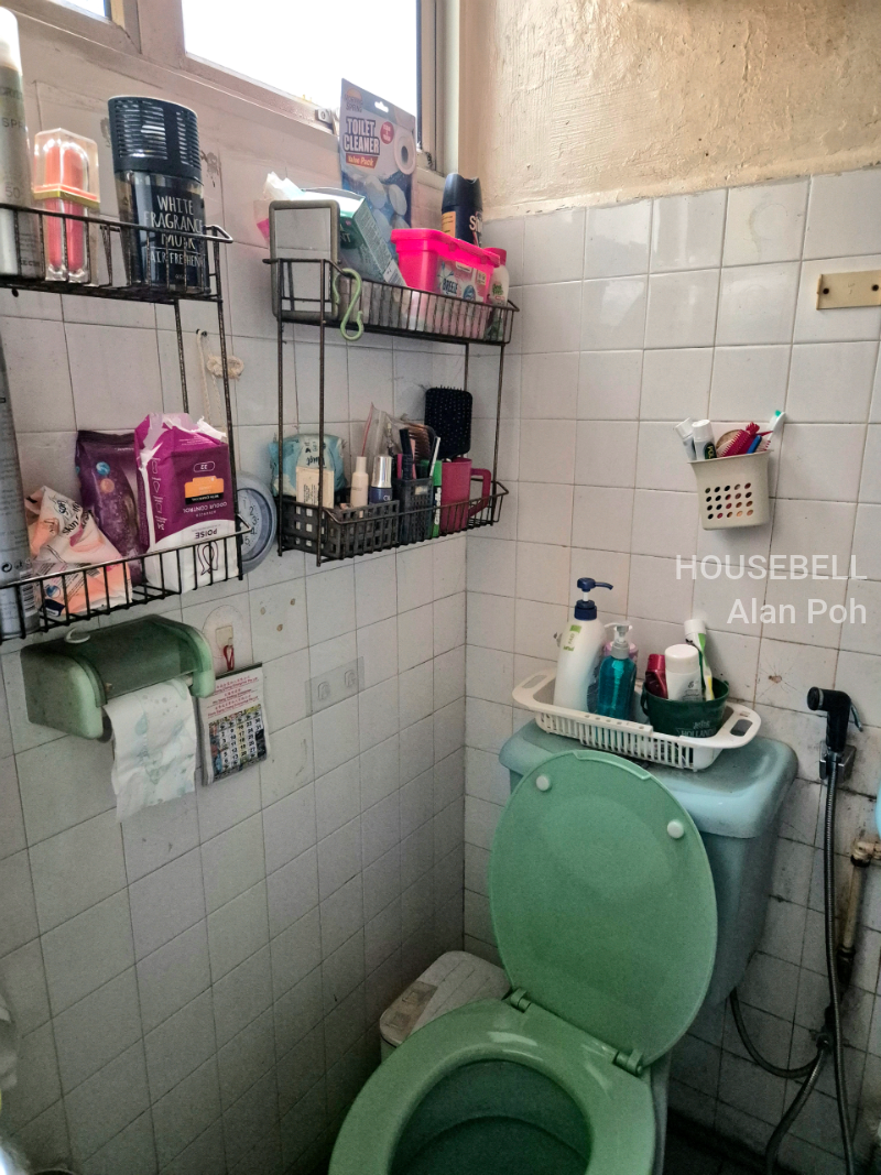 3S Blk 679 Hougang Ave 8 for sale, S$ 415,000 (Negotiable), 688 sqft, HDB - 3 S