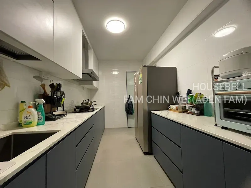 Nicely renovated, Seaview, no afternoon sun, S$ 1,100,000 (看屋后出价), 1,216 sqft, 组屋 - 5 Premium