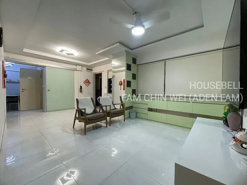 Nicely renovated unit, 5mins walk to Sengkang MRT, S$ 630,000 (看屋后出价), 969 sqft, 组屋 - 4 A