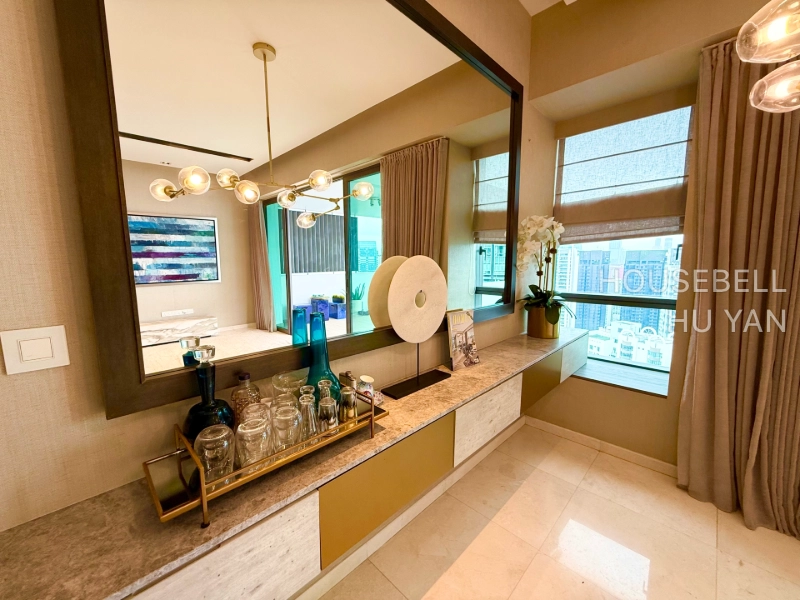 C h e a p! Showflat Unit! Near Orchard Near Great World(2)