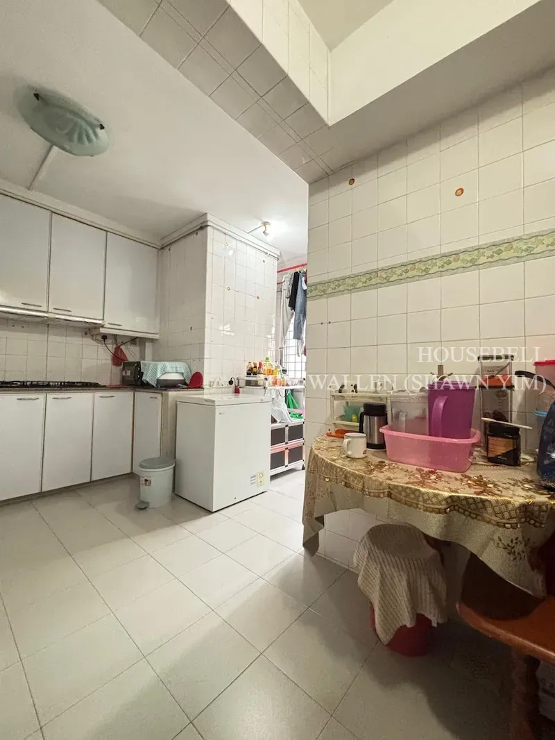 High floor spacious 4A For Sale(2)