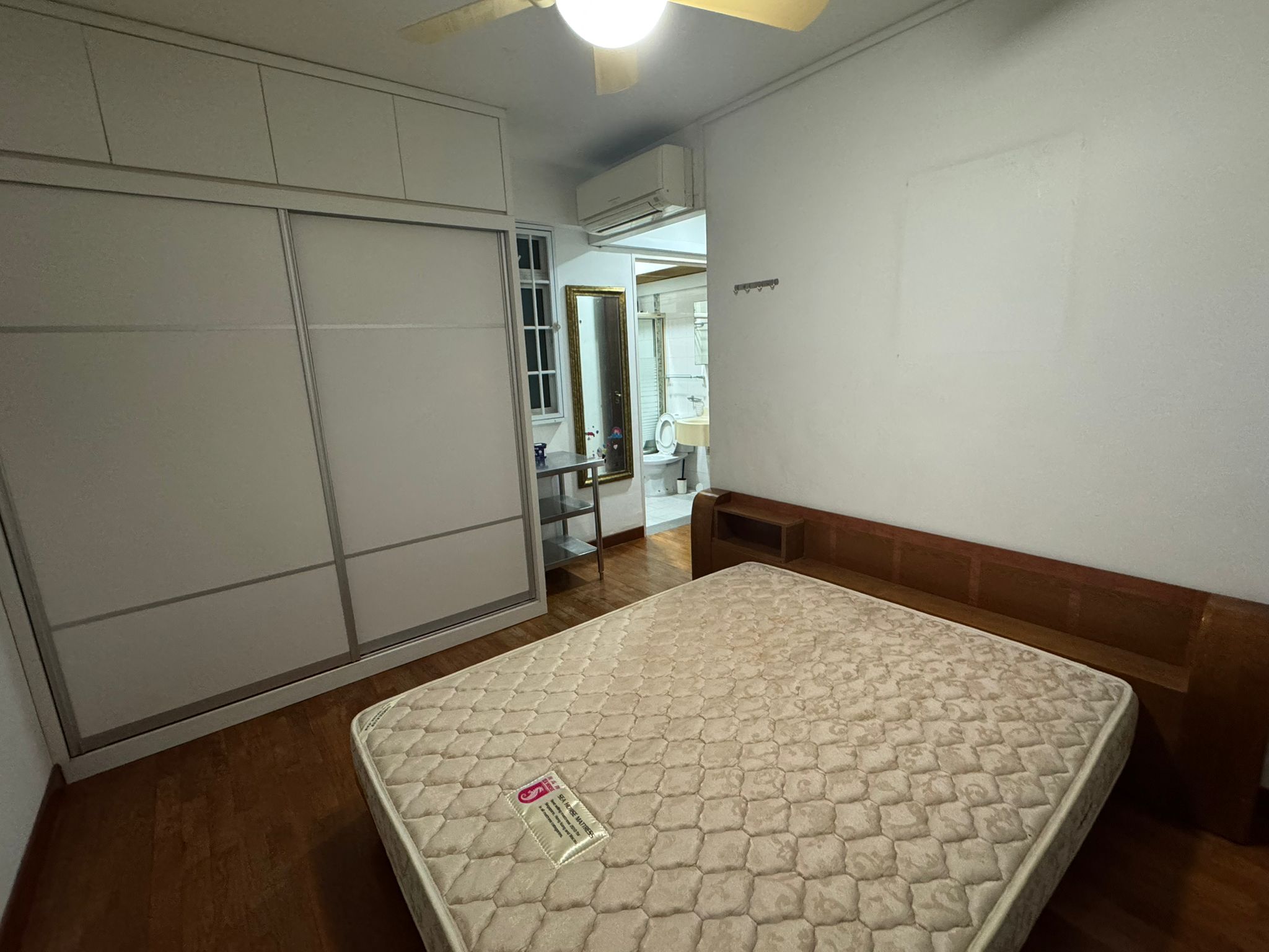 3 Mins Walk to Buangkok MRT 4 Room HDB For Rent, S$ 3,700 (看屋后出价) /月, 1,000 sqft, 组屋 - 4 A