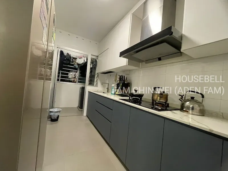 Nicely renovated, Seaview, no afternoon sun, S$ 1,100,000 (看屋后出价), 1,216 sqft, 组屋 - 5 Premium
