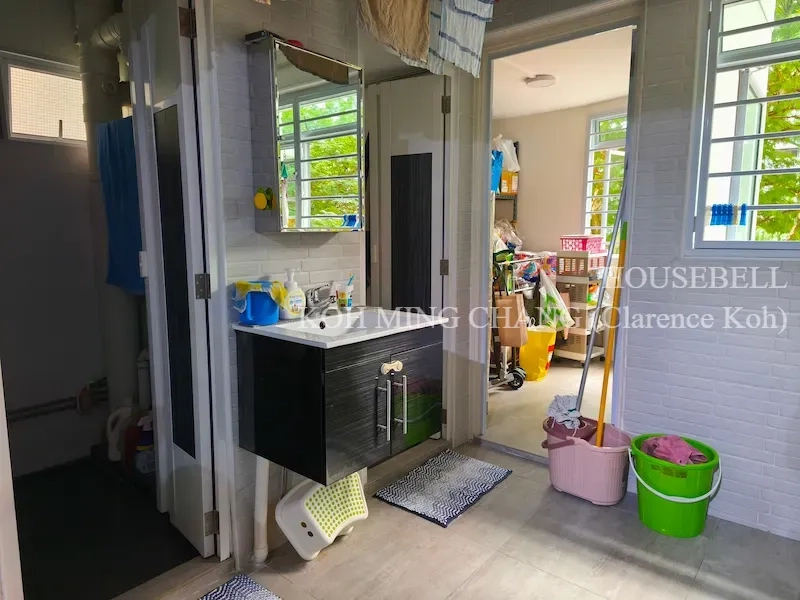 Practical Layout • Convenient Location • Excellent Connectivity. No contra, no extension., S$ 500,000 (Negotiable), 818 sqft, HDB