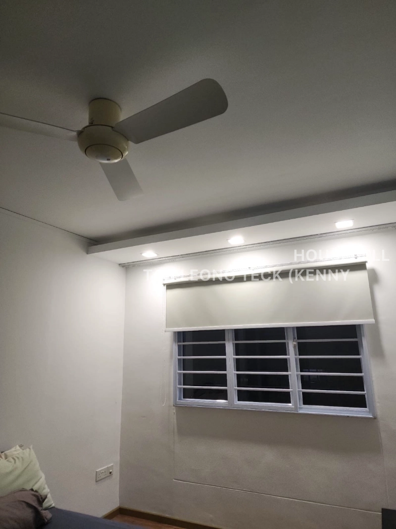 immediate move-in, Renovated, walk to Yew Tee NRT / Market, S$ 900 (View to Offer) /mo, 110 sqft, HDB - 5 A