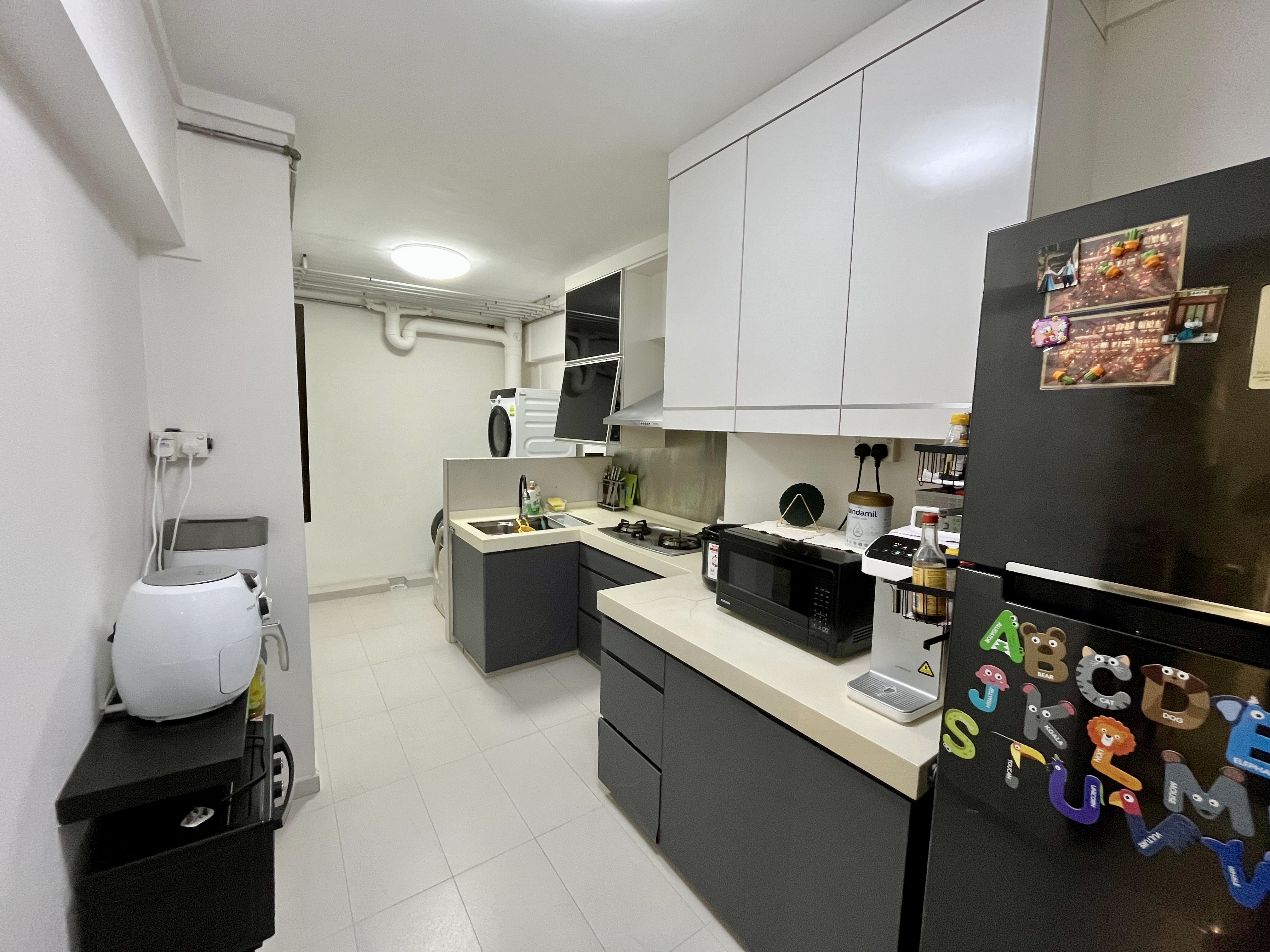 Spacious 5 Room HDB, Well Renovated, Near Admiralty MRT!, S$ 699,999 (Starting From), 1,195 sqft, HDB - 5 I