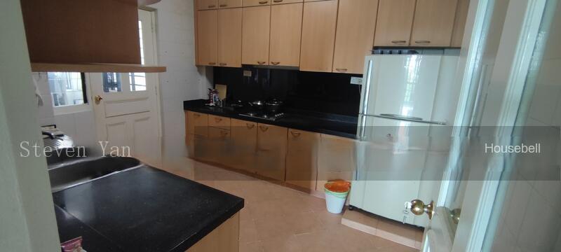 Chestervale, S$ 500 /月, 公寓 - Condominium