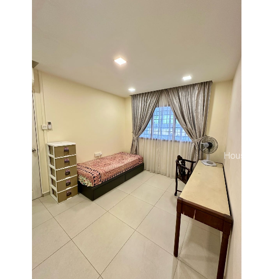 833 Yishun Street 81