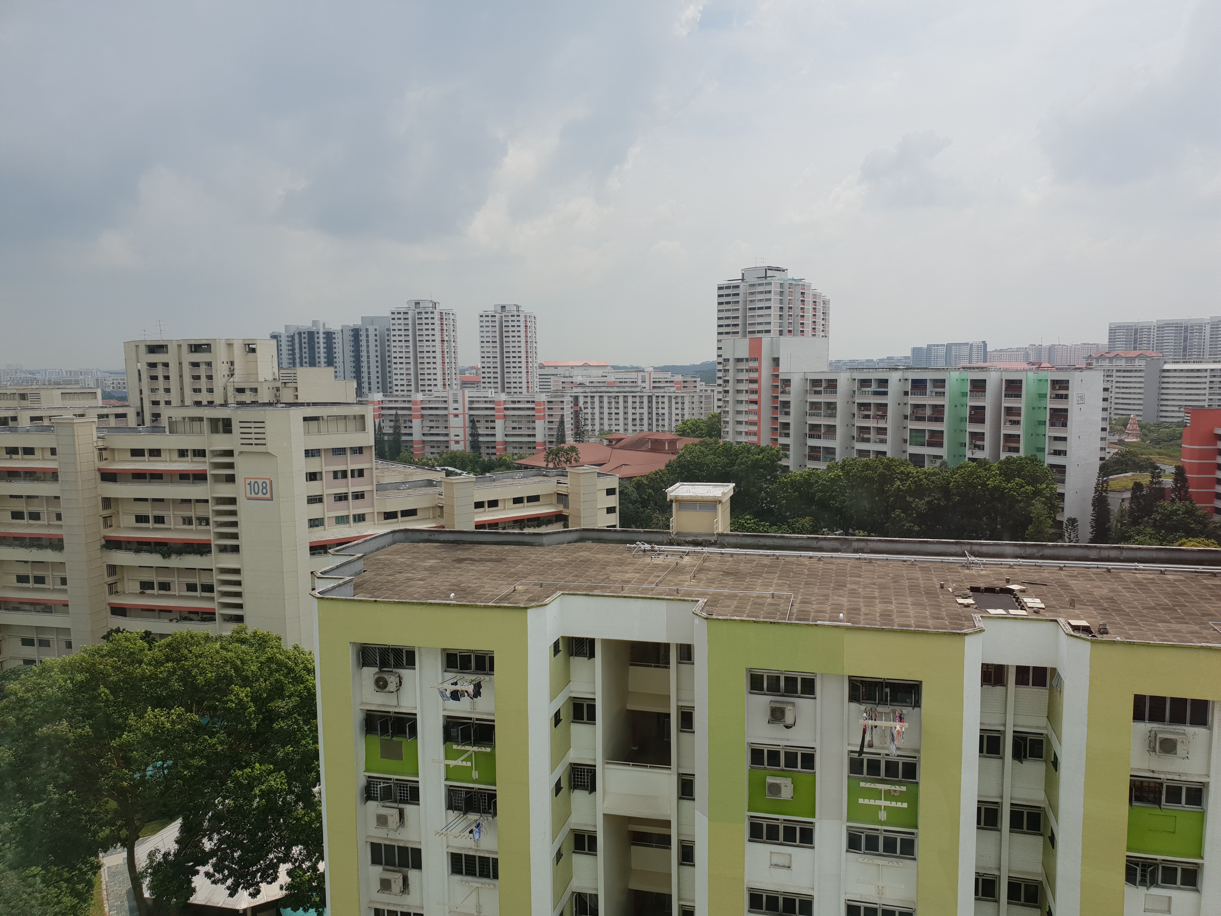 106 Jurong East Street 13, S$ 850 (Negotiable) /mo, 120 sqft, HDB - 5 I