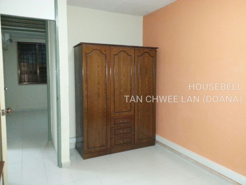 New Listing!  (3)