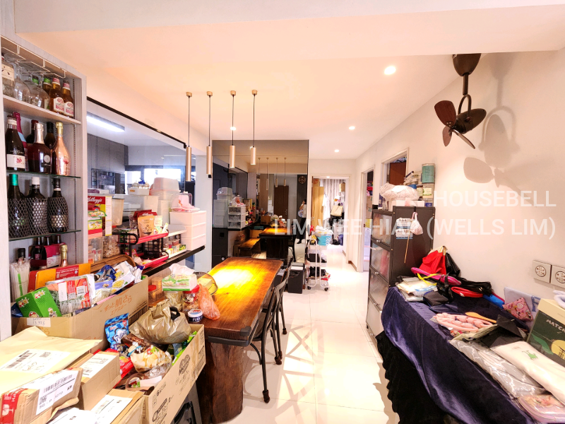 606D Tampines Street 61, S$ 870,000 (最低价格), 1,281 sqft, 组屋 - Unknown