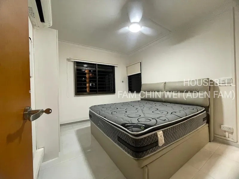 Nicely renovated unit, 5mins walk to Sengkang MRT, S$ 630,000 (看屋后出价), 969 sqft, 组屋 - 4 A