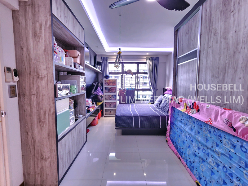 606D Tampines Street 61, S$ 870,000 (最低价格), 1,281 sqft, 组屋 - Unknown