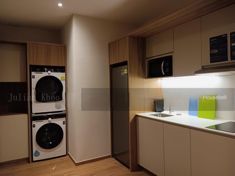No Owner! Newly Renovated Master Room, Near Boon Keng MRT, S$ 2,000 /mo, 287 sqft, Condos - Apartment