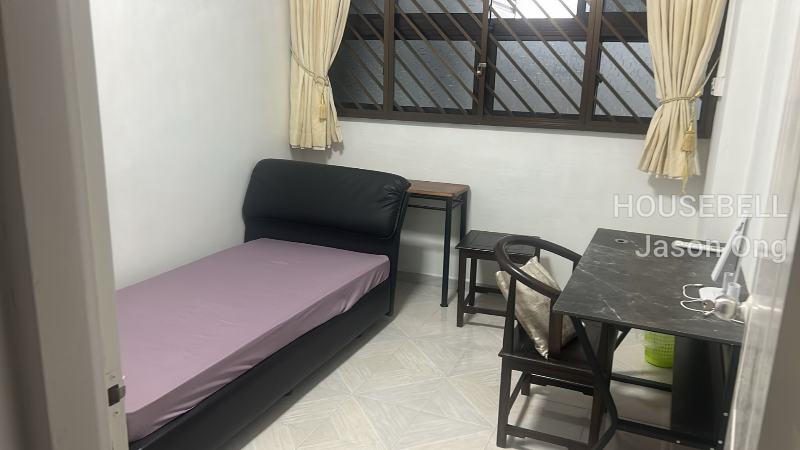 Room for rent at Blk 923 Jurong west (1)