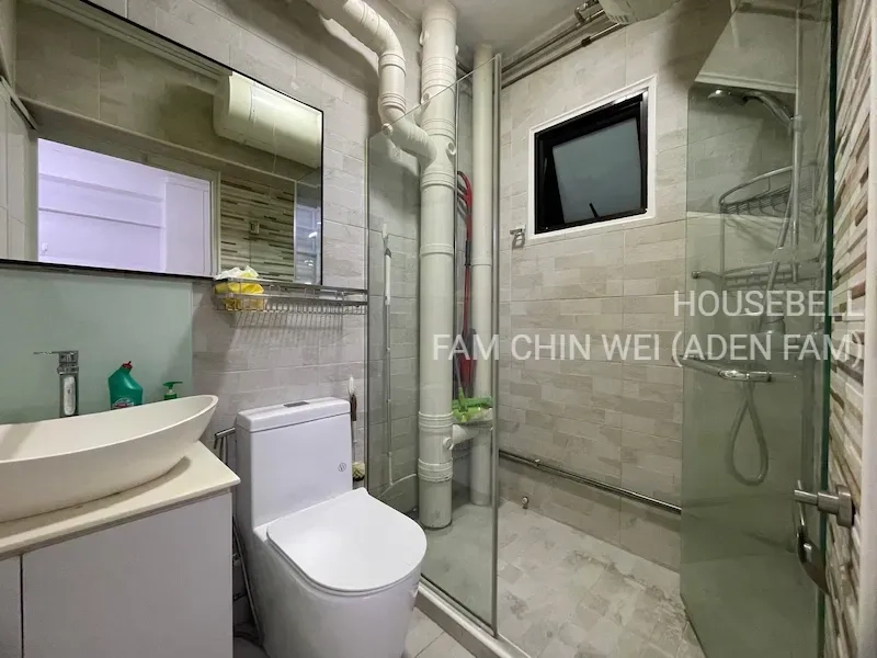 Nicely renovated unit, 5mins walk to Sengkang MRT, S$ 630,000 (看屋后出价), 969 sqft, 组屋 - 4 A