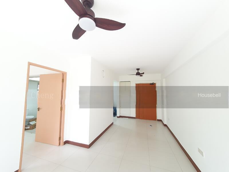 523B Tampines Central 7, S$ 2,500 /月, 505 sqft, 组屋 - 2 A