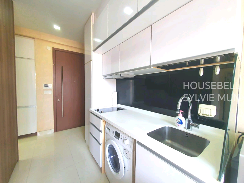 Centra Studios, S$ 3,000 /mo, 377 sqft, Condos - Apartment