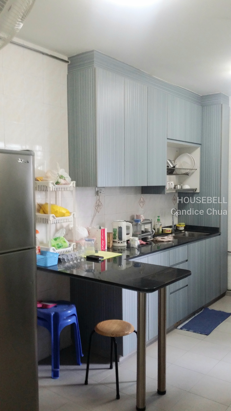 Room Rental in Central(2)